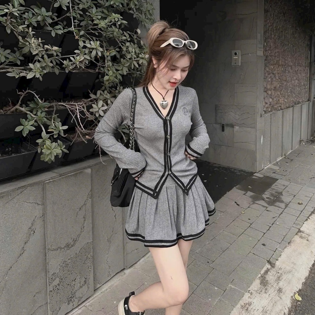 Set đồ nữ áo kiểu cardigan tay dài phối viền kèm chân váy có lót xếp ly siêu cá tính vừa dễ thương cho nàng phong ctrung