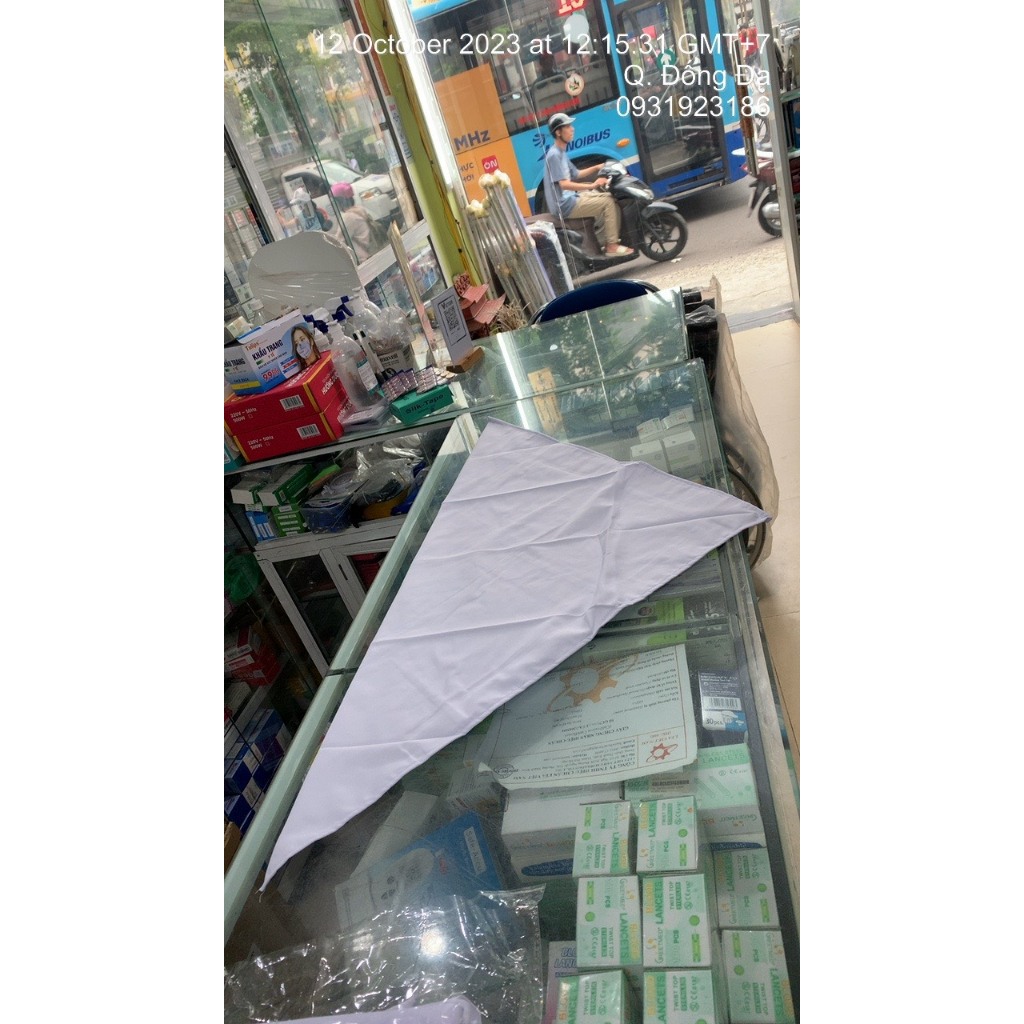 Băng y tế tam giác