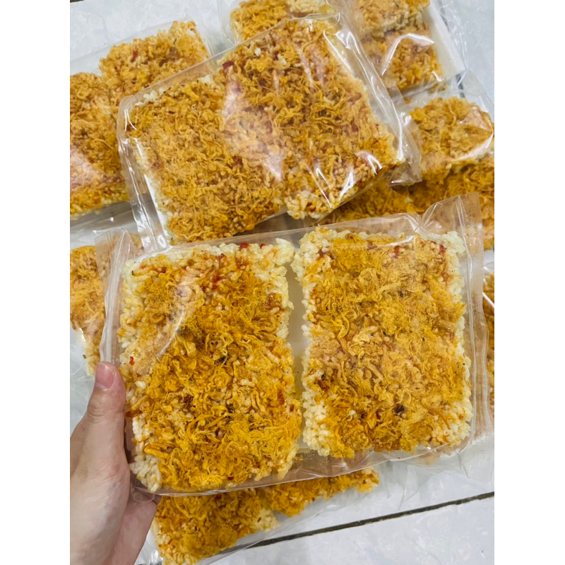 Cơm cháy chà bông giòn rụm