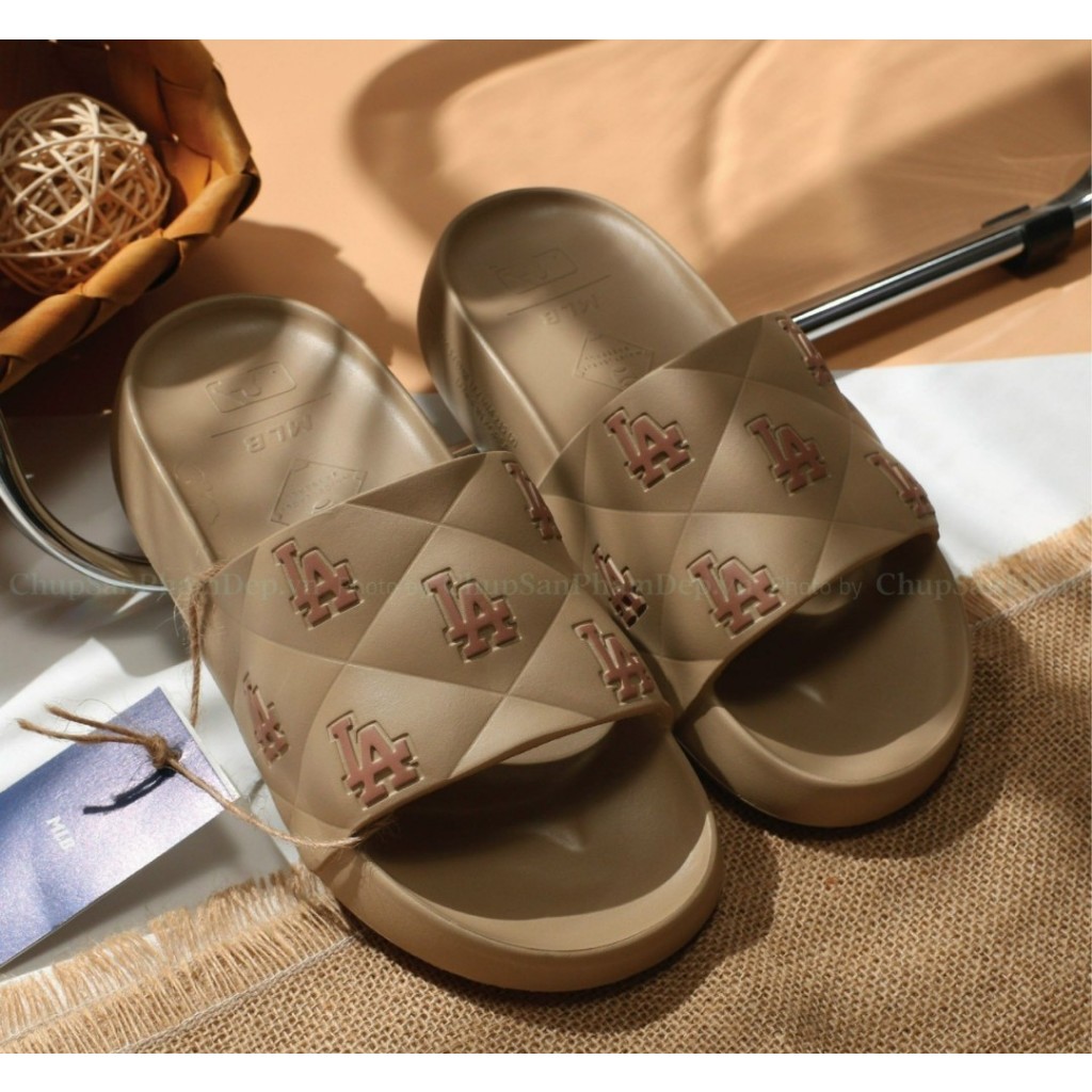 Dép đúc quai ngang LA MLB sơn logo cao cấp Hàng Chuẩn 1:1 chất liệu cao cấp siêu phẩm FULL BOX