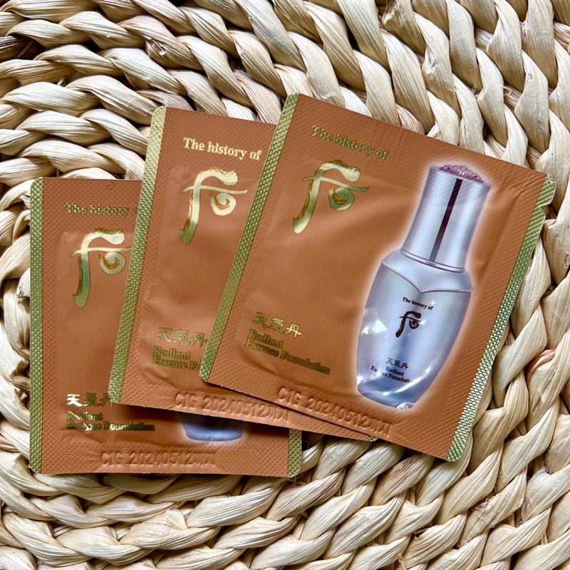 Combo 10 gói kem nền tái sinh Whoo Radiant Essence cao cấp