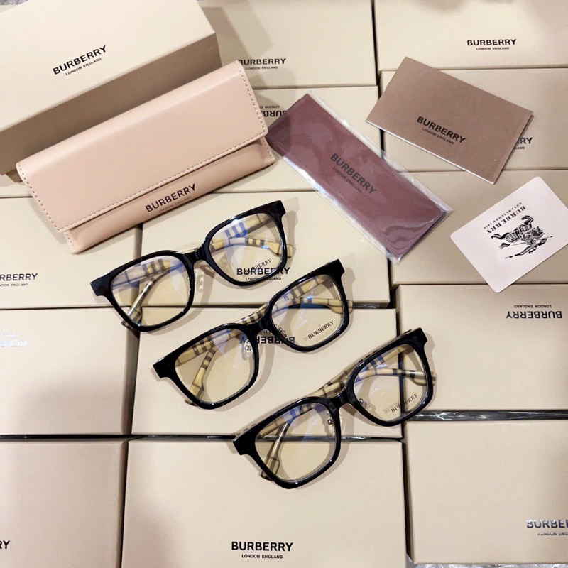 KÍNH  BBRY GIẢ CẬN Hót  trendd