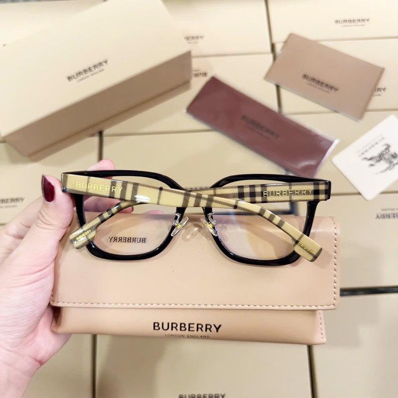 KÍNH  BBRY GIẢ CẬN Hót  trendd