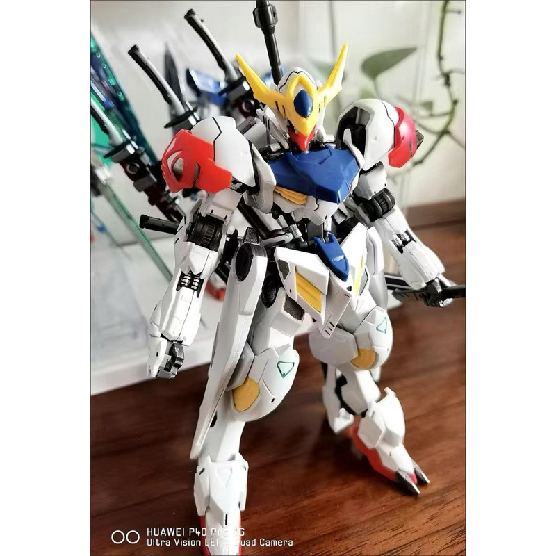 Mô hình lắp ráp HG B021 Barbatos Lupus