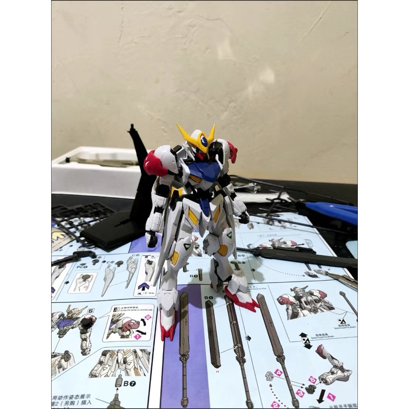 Mô hình lắp ráp HG B021 Barbatos Lupus