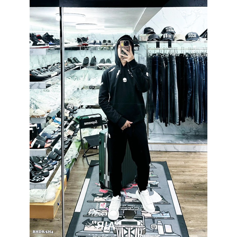 BỘ THỂ THAO HIGRO CÓ MŨ HOT NHẤT MÙA ĐÔNG 2023