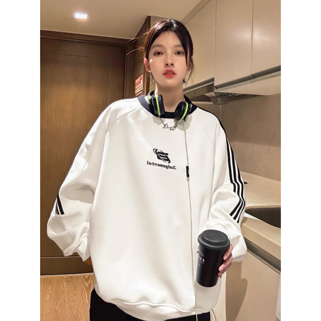 Áo sweater unisex form rộng thêu logo, áo thun nam nữ dài tay phối viền sọc phong cách Hàn Quốc