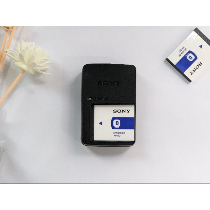 Pin sạc Sony NP BD1 cho Sony pin NP-BD1, NP-BN1, NP-FR1,...