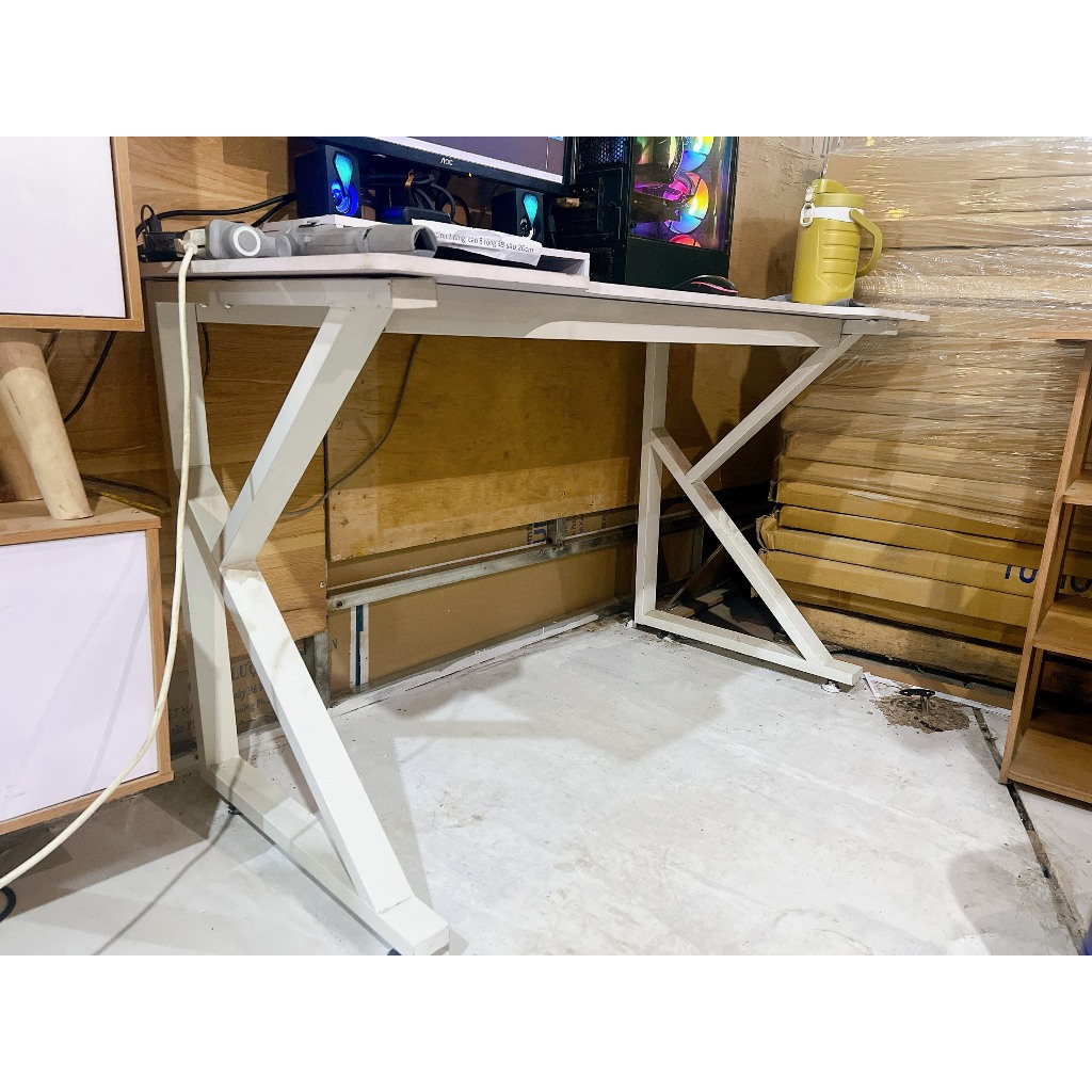 Bàn Gaming thiết kế hiện đại 2023 kích thước 120x60x75