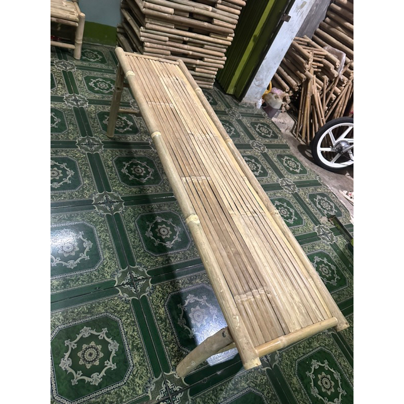 Ghế tre ngồi dài 1m4 cao 45cm rộng 35cm