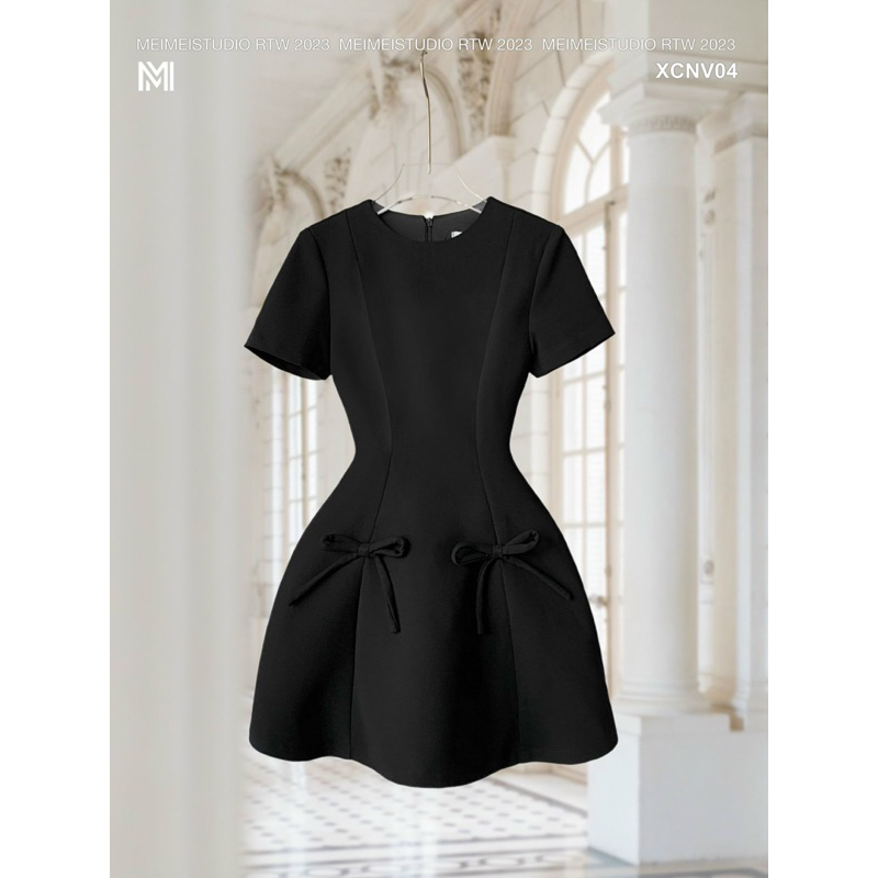 Váy xòe đính nơ