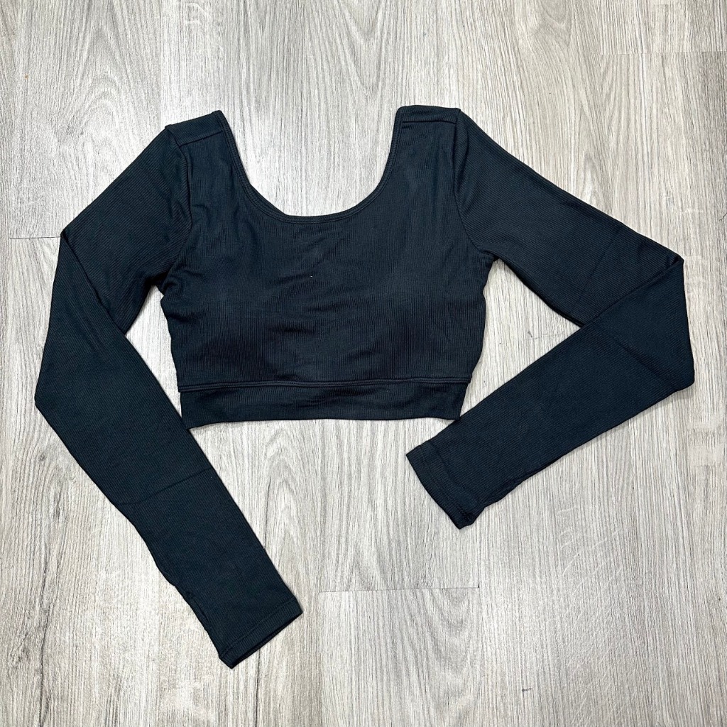 Áo Croptop Thể Thao Nữ Tay Dài Chéo Dây Vải Thun Gân Kèm Mút Có Tay Xỏ Ngón Co Dãn Tốt