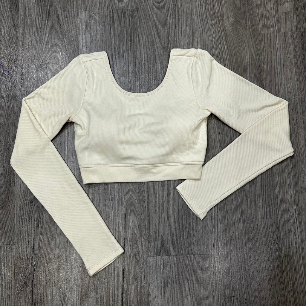 Áo Croptop Thể Thao Nữ Tay Dài Chéo Dây Vải Thun Gân Kèm Mút Có Tay Xỏ Ngón Co Dãn Tốt