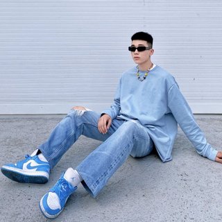 Áo Sweater RVB Basic R Sweater