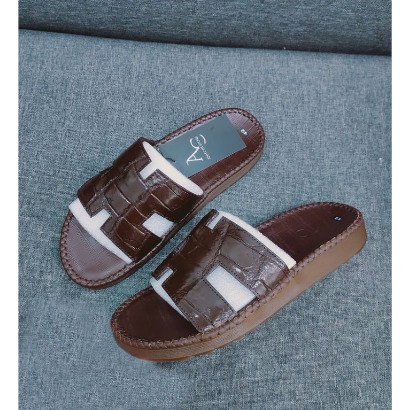 Dép da cá sấu chữ H