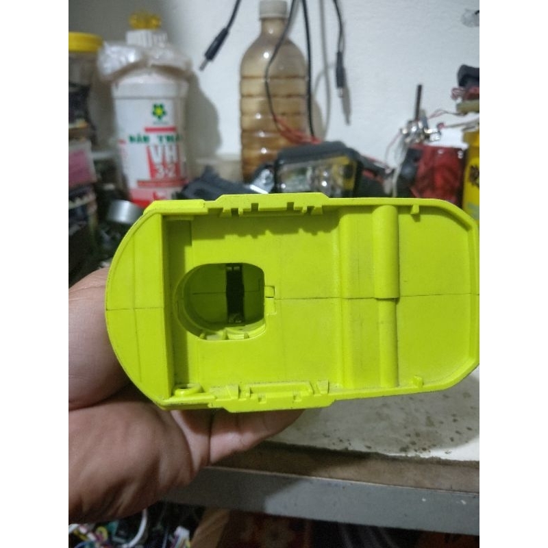 Bulong pin ryobi 18v