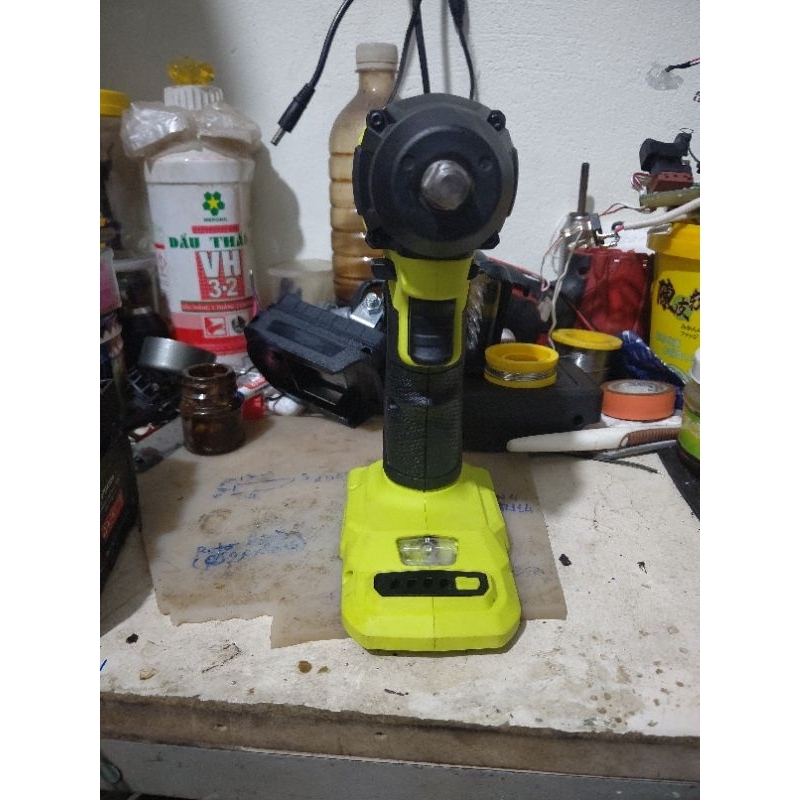 Bulong pin ryobi 18v