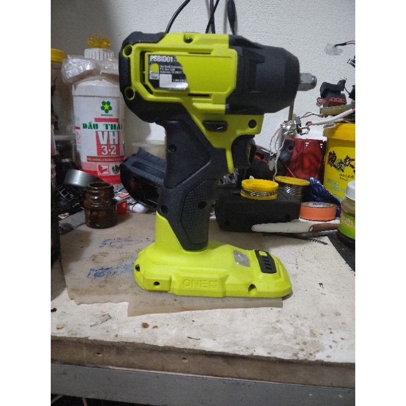 Bulong pin ryobi 18v