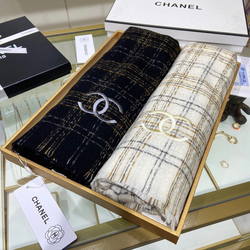 Khăn dạ hoạ tiết kẻ thương hiệu, khăn choàng chất liệu cashmare - Hàng có sẵn