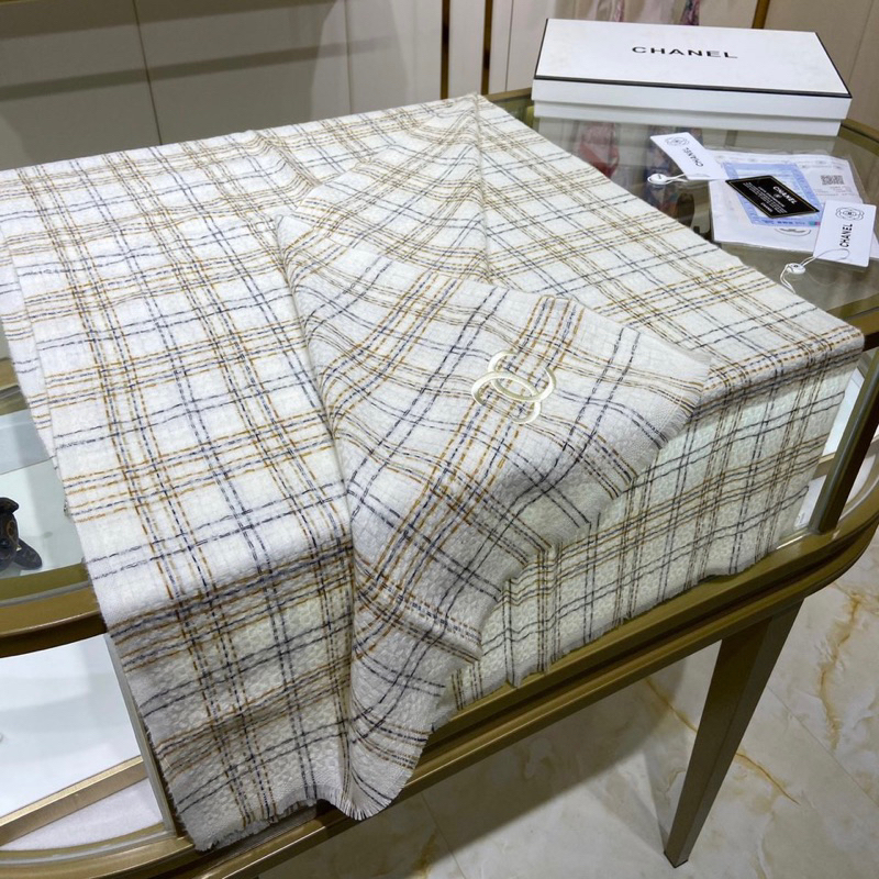 Khăn dạ hoạ tiết kẻ thương hiệu, khăn choàng chất liệu cashmare - Hàng có sẵn