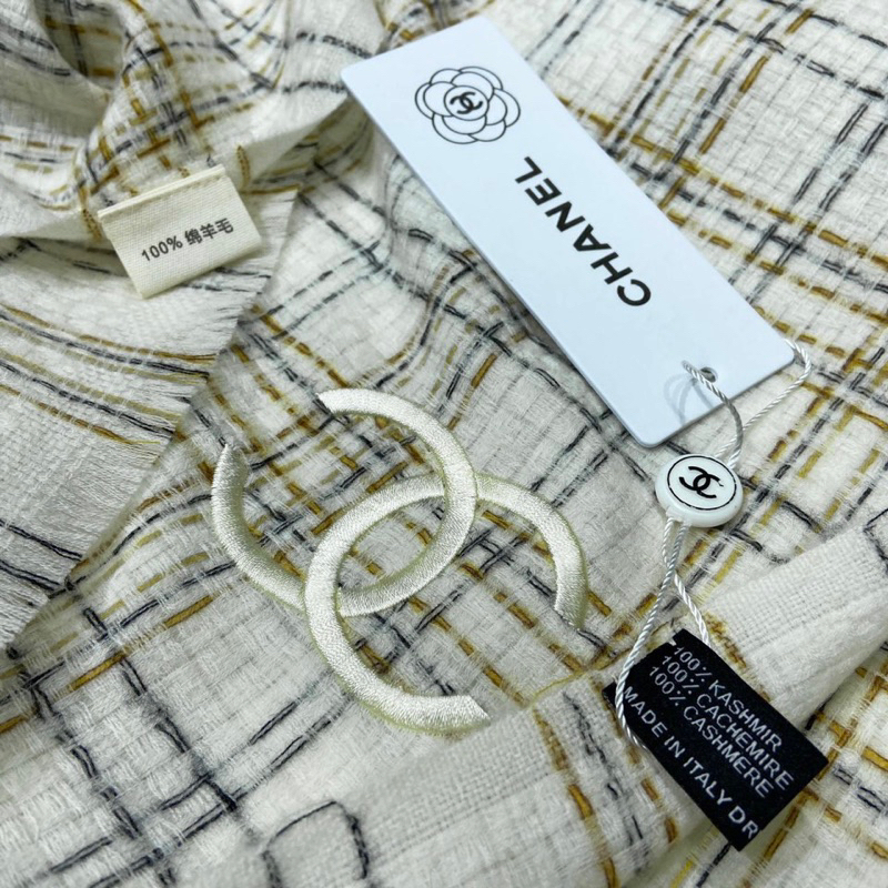 Khăn dạ hoạ tiết kẻ thương hiệu, khăn choàng chất liệu cashmare - Hàng có sẵn