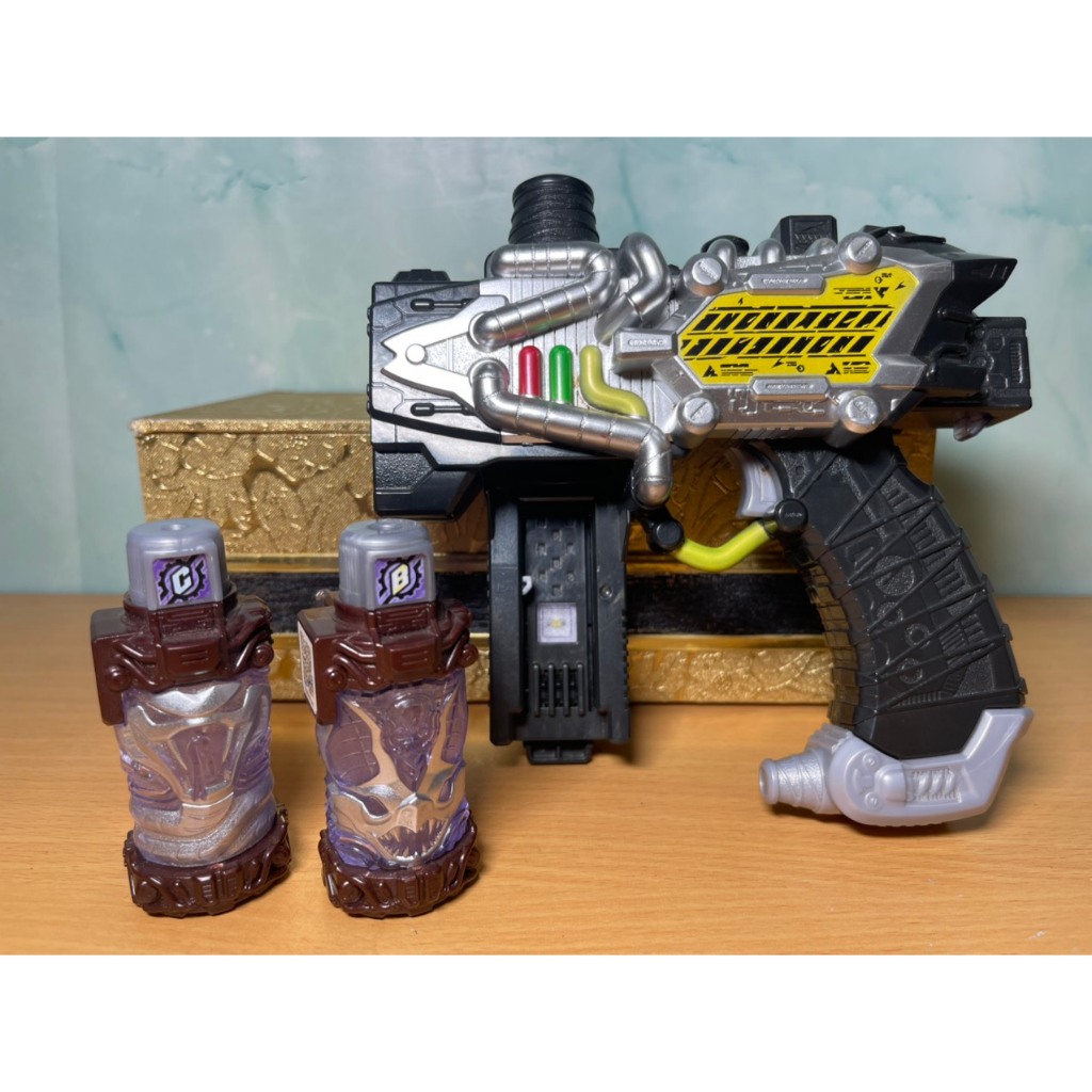 Hiệp sĩ mặt nạ - DX SteamBlade & SteamGun, Cobra & Bat FullBottle - Kamen Rider Build Bandai
