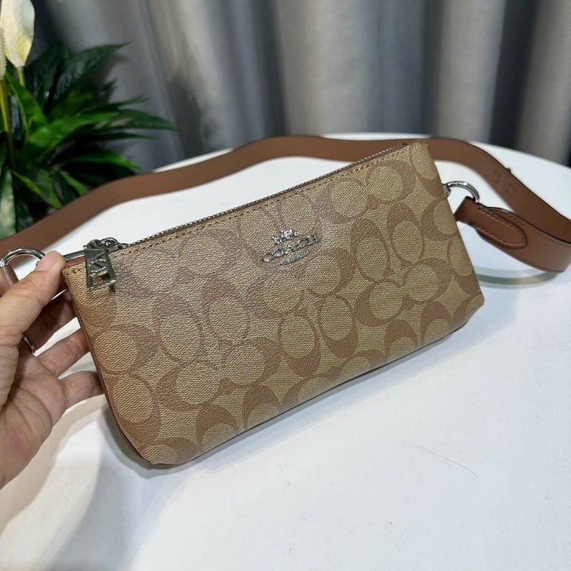 Double Zip Crossbody ✨Mẫu túi coach nhỏ gọn đơn giản