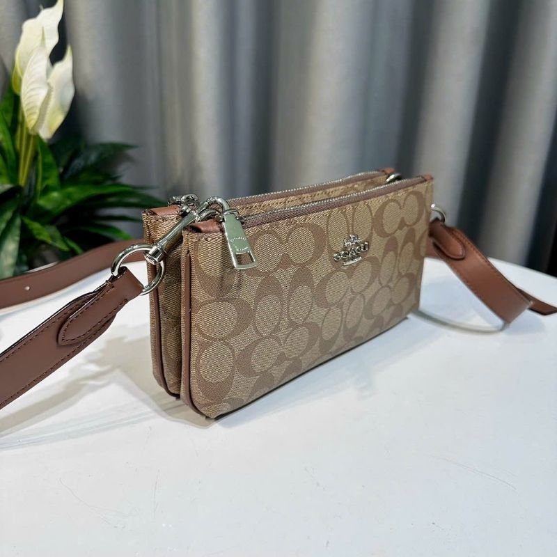 Double Zip Crossbody ✨Mẫu túi coach nhỏ gọn đơn giản