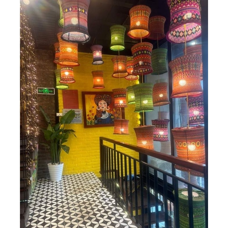 Lồng đèn thổ cẩm trang trí quán ăn,nhà hàng,quán cafe..vv