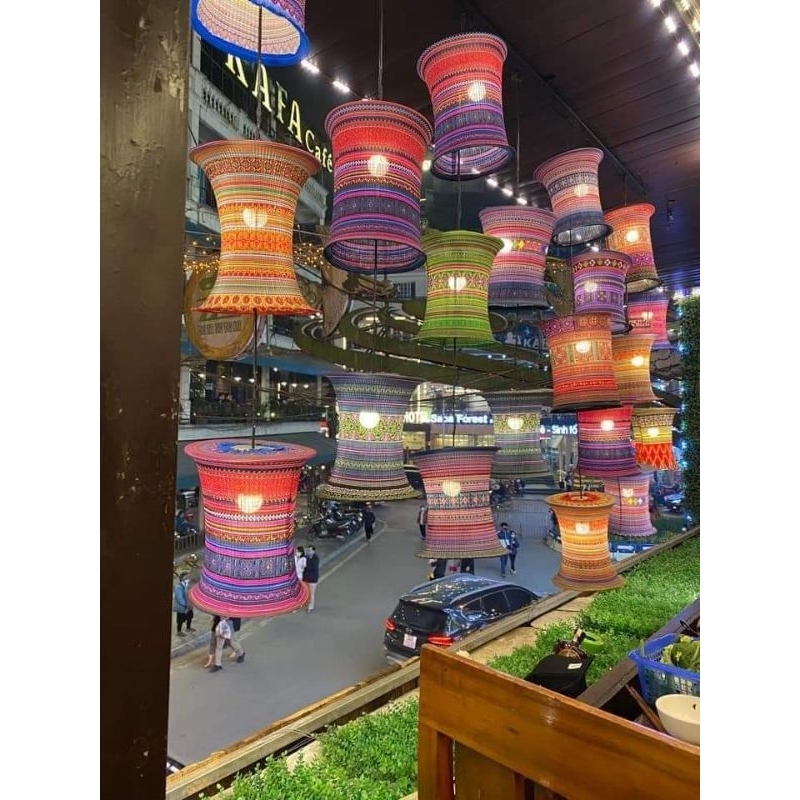 Lồng đèn thổ cẩm trang trí quán ăn,nhà hàng,quán cafe..vv
