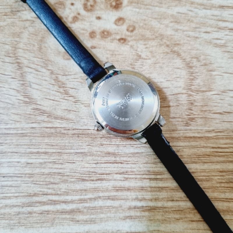 Đồng hồ nữ máy Nhật