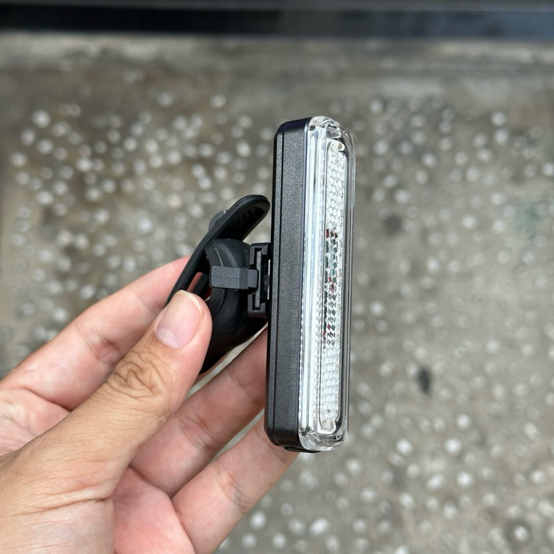 Đèn hậu xe đạp led RGB AQY-0107