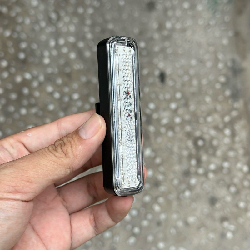 Đèn hậu xe đạp led RGB AQY-0107