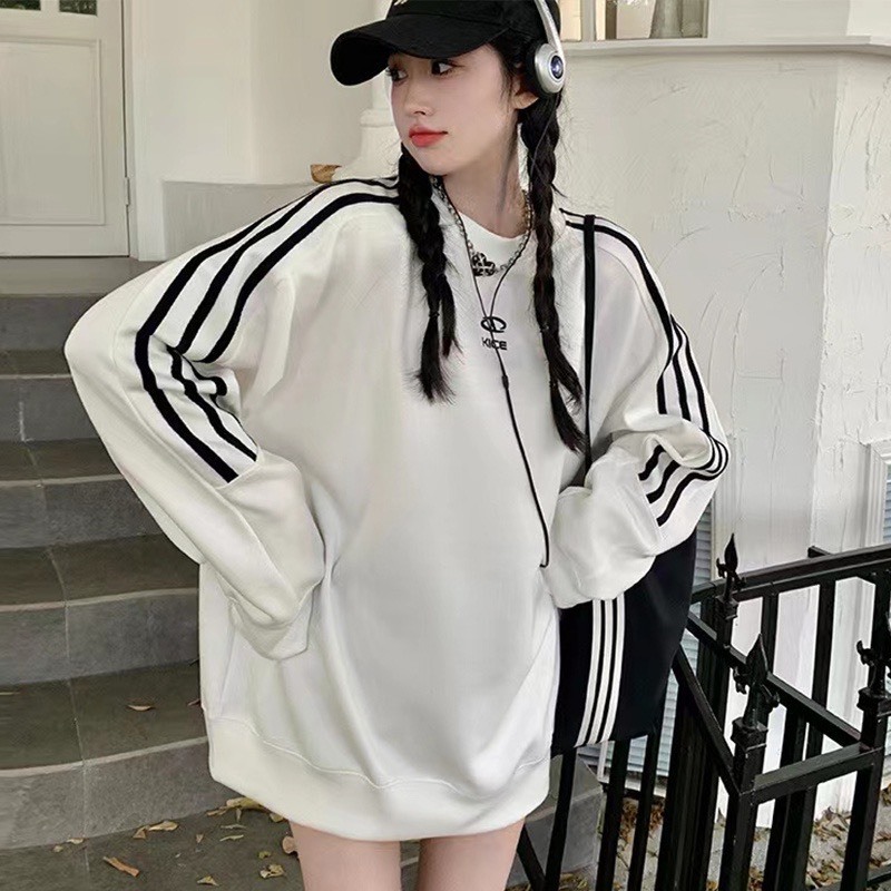 SIÊU PHẨM ÁO SWEATER DÀI TAY FORM RỘNG CHẤT LIỆU NỈ BÔNG 2 MÀU SIÊU XINH NAM NỮ MẶC ĐÔI SIÊU ĐẸP