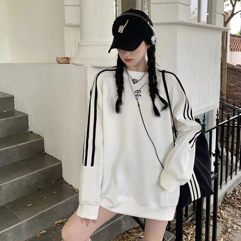 SIÊU PHẨM ÁO SWEATER DÀI TAY FORM RỘNG CHẤT LIỆU NỈ BÔNG 2 MÀU SIÊU XINH NAM NỮ MẶC ĐÔI SIÊU ĐẸP