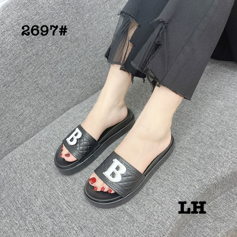 Dép lê bánh mì tag 🍎, chữ B X mã 2699, 2697, 2700