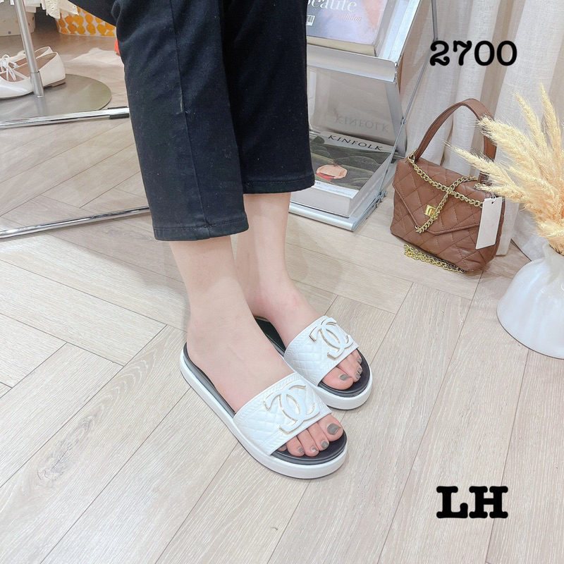 Dép lê bánh mì tag 🍎, chữ B X mã 2699, 2697, 2700