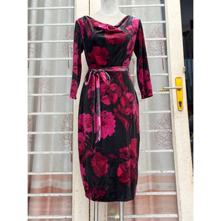 Đầm nhung Taylor xịn đẹp. Size 14