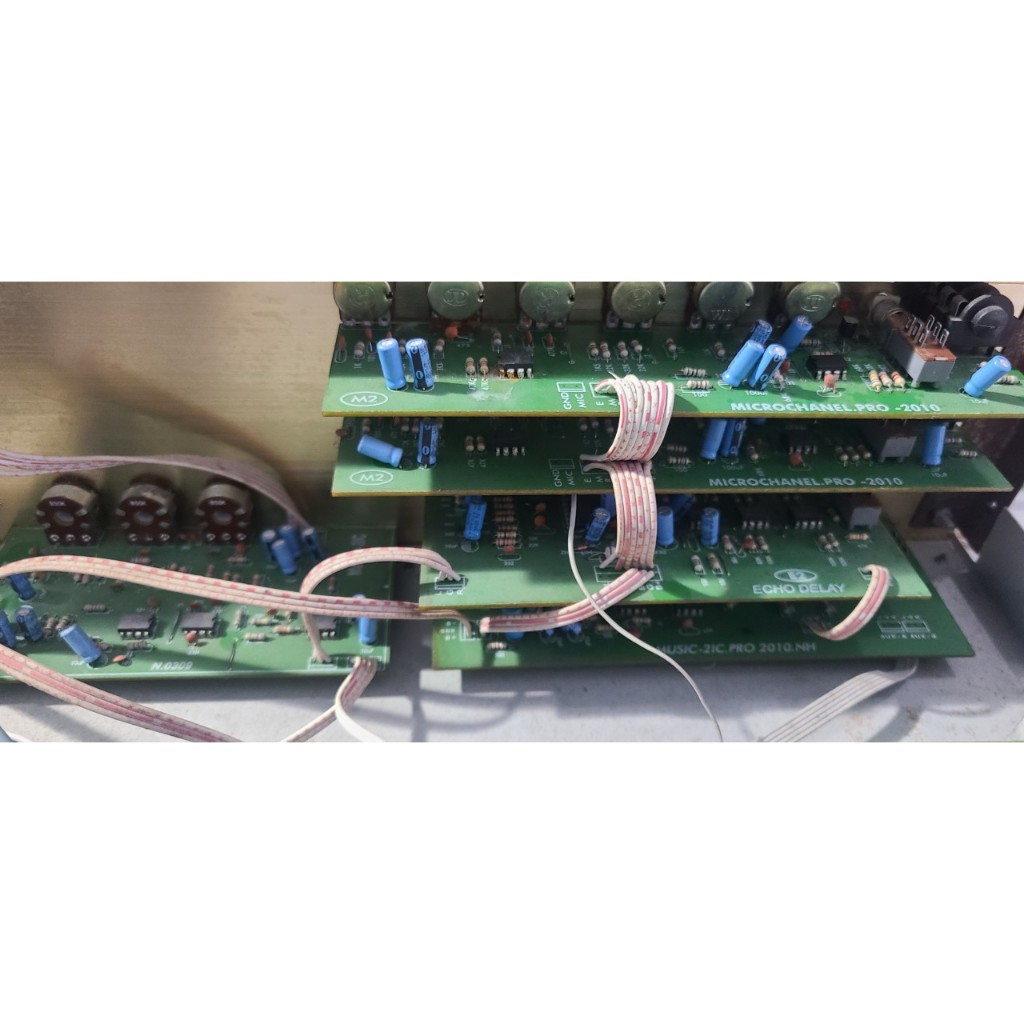 Ampli 8c PRO 468A , bán xác