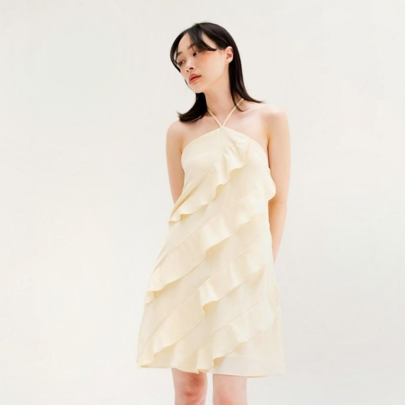 Lisa Dress - Váy cổ yếm bèo tầng YUUCAO