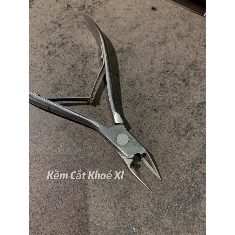 KÌM CHUYÊN DỤNG LẤY KHOÉ + BẤM MÓNG SIÊU ĐỈNH