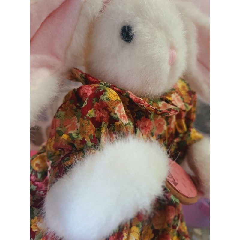 Thỏ bông vintage cầm gương