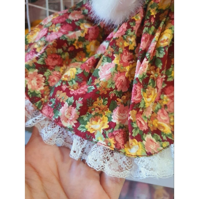 Thỏ bông vintage cầm gương