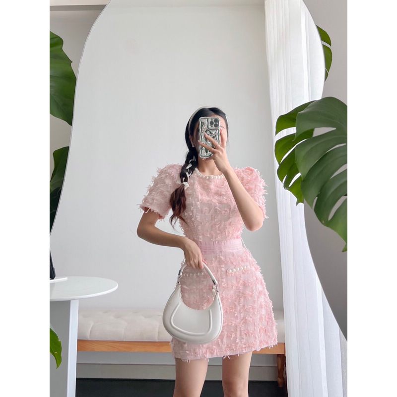 ĐẦM REN ĐÍNH CƯỜM ĐÁ