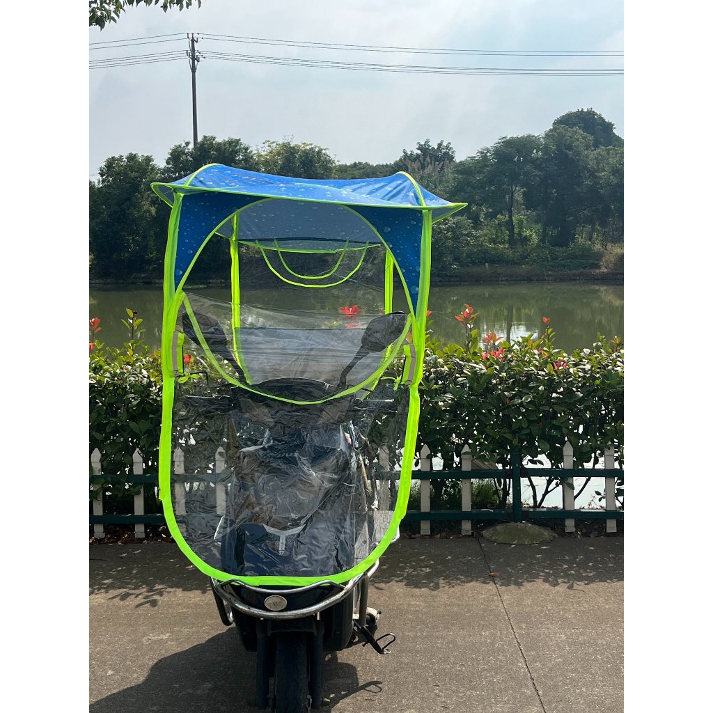 Ô che mưa xe máy