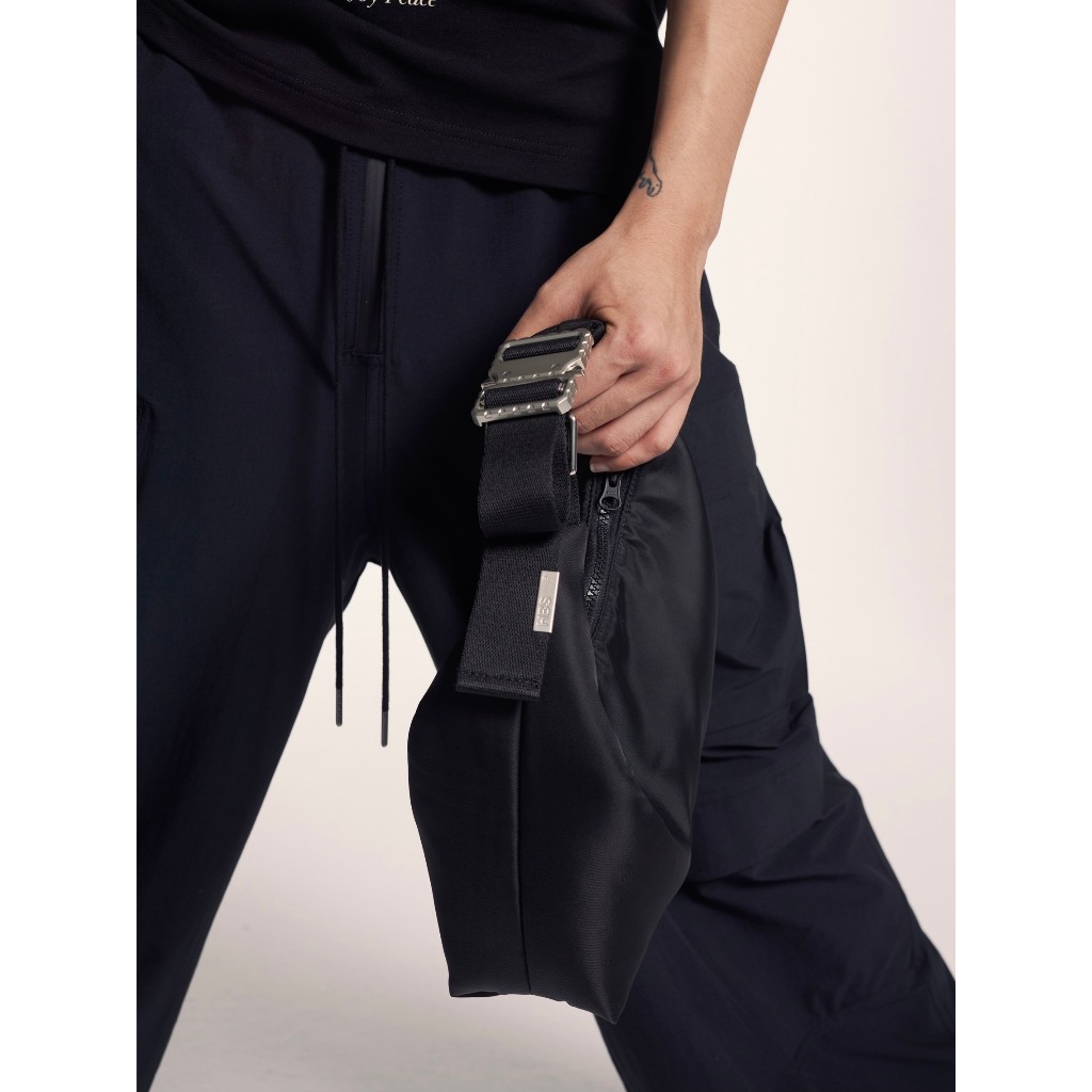 Túi đeo vải polyester HBS Mini Hobo Buckle Bag