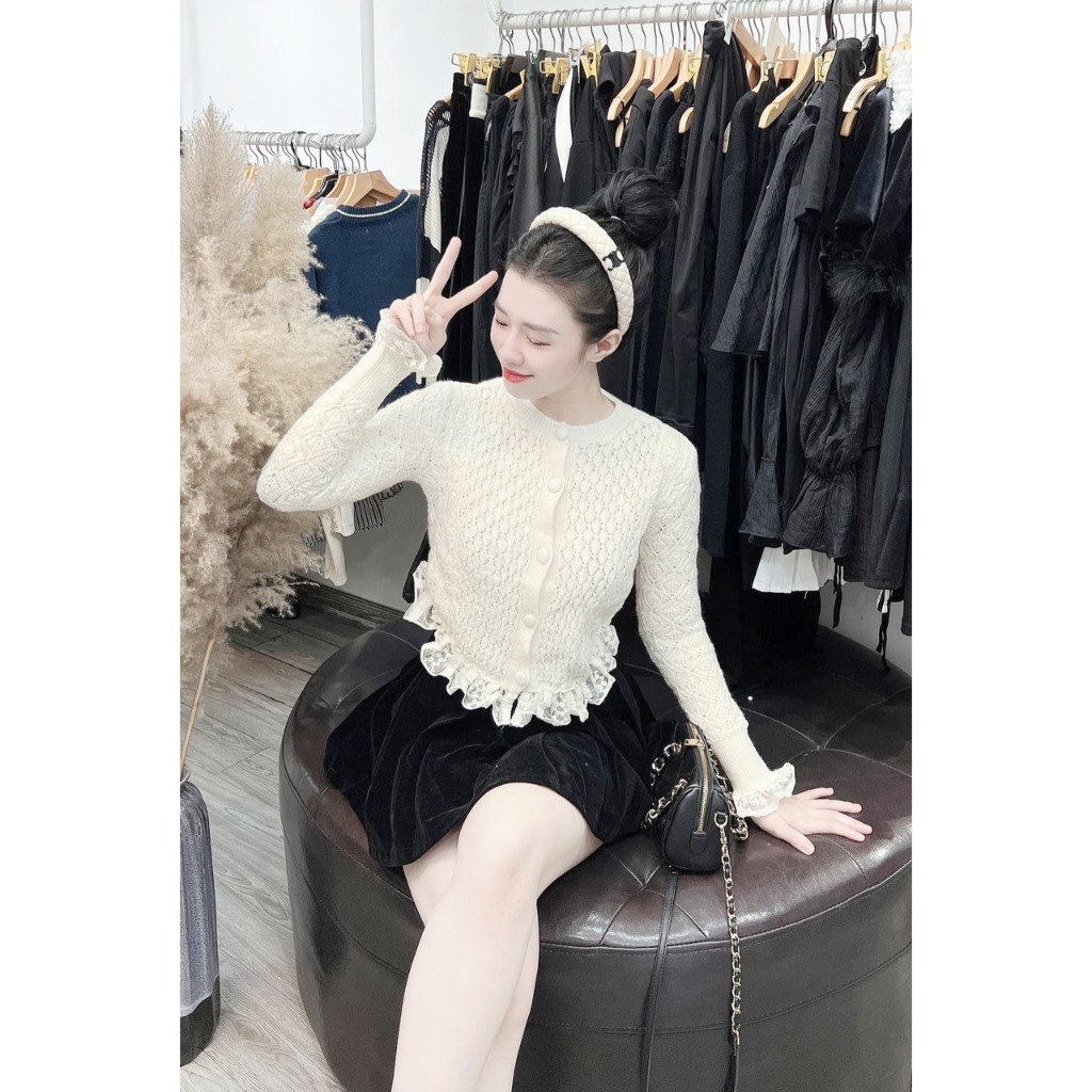 Áo len kiểu nút tay dài lai phối viền ren bèo hàng đẹp QC!