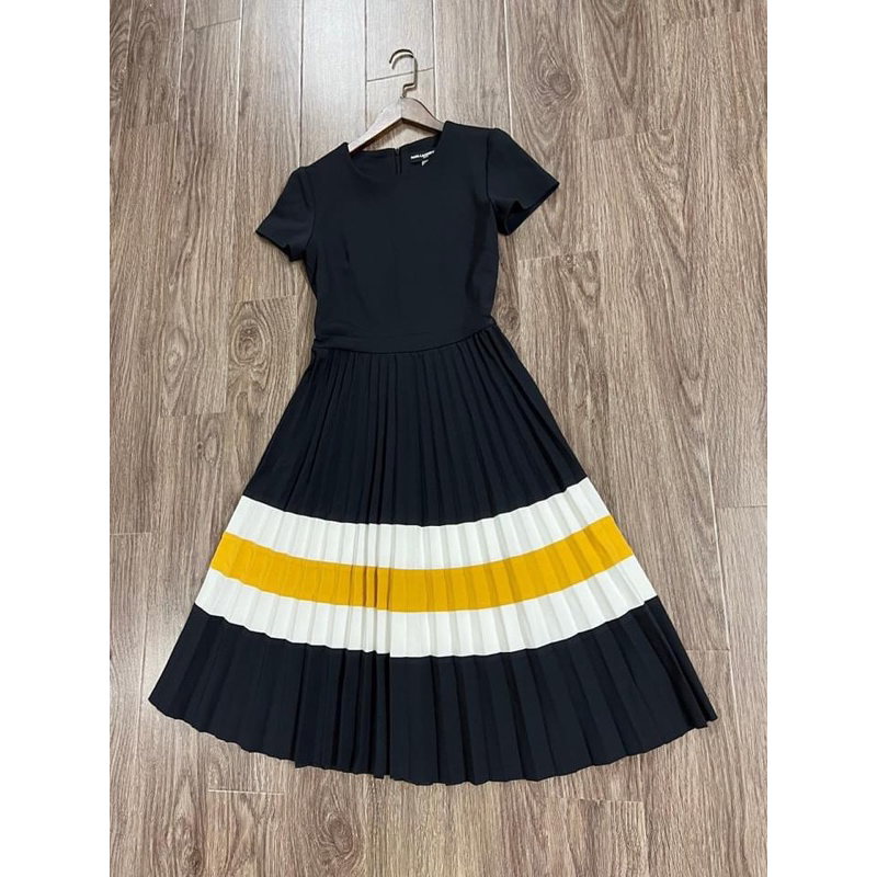 Đầm dập ly K.a.r.k xịn xò 🍀🍀🍀