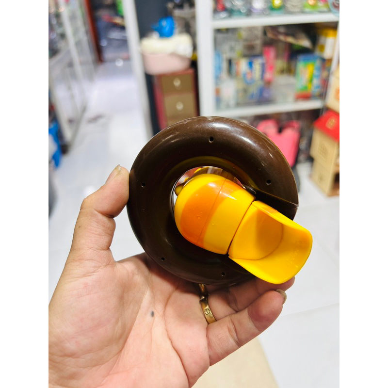 Đồ chơi nước Larva vàng & donut dây cót bơi trong nước của Hàn Quốc