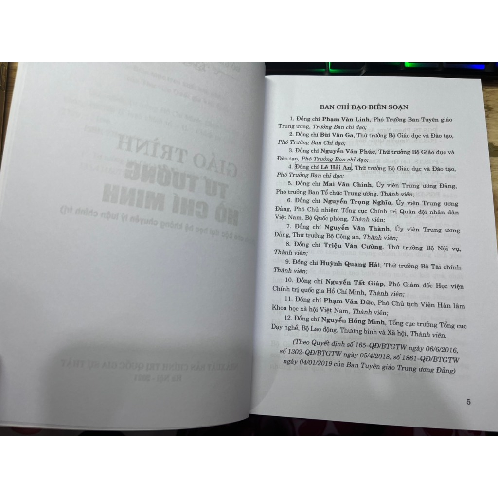 Sách- Giáo Trình Tư Tưởng Hồ Chí Minh (Dành Cho Bậc Đại Học Hệ Không Chuyên Lý Luận Chính Trị)